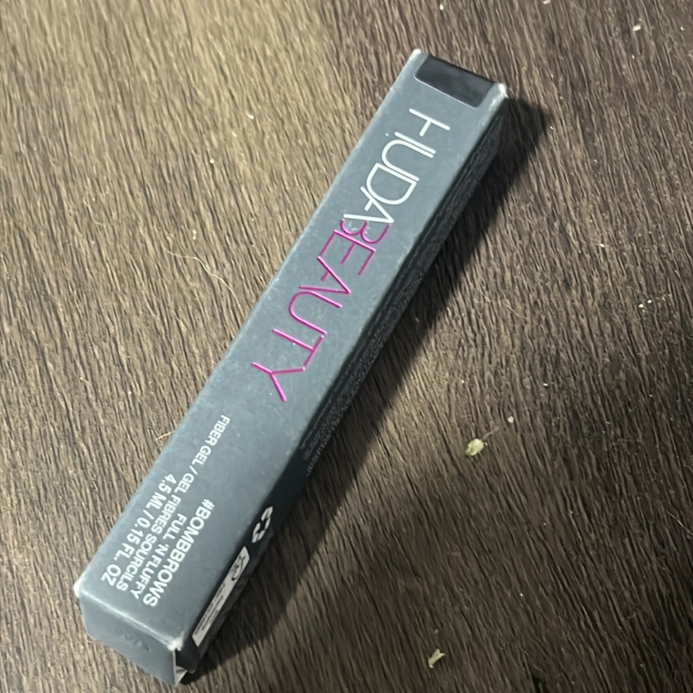 ♣️🌙HP! Huda Beauty Bomb Brows Soft Black Fiber Gel - Picture 8 of 9